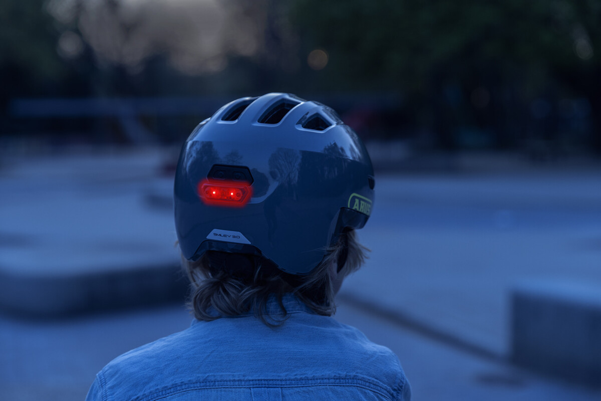 Abus Smiley 3.0 ACE LED royal blue vel.M (50-55cm)
