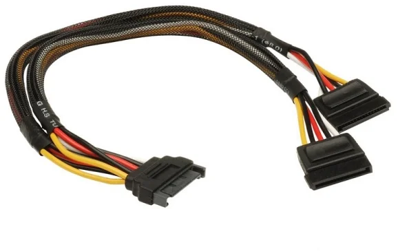 AKASA rozdeľovač napájania SATA/ 15pin(M) na 2x 15pin(F) SATA 30cm