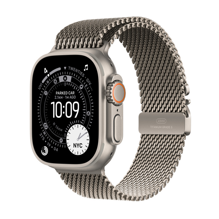 Apple Watch Ultra 3 GPS + Cellular 49 mm Titanium + Titanium Mil Loop - Malé