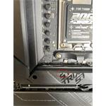ASUS ROG Strix X670E-F GAMING WiFi