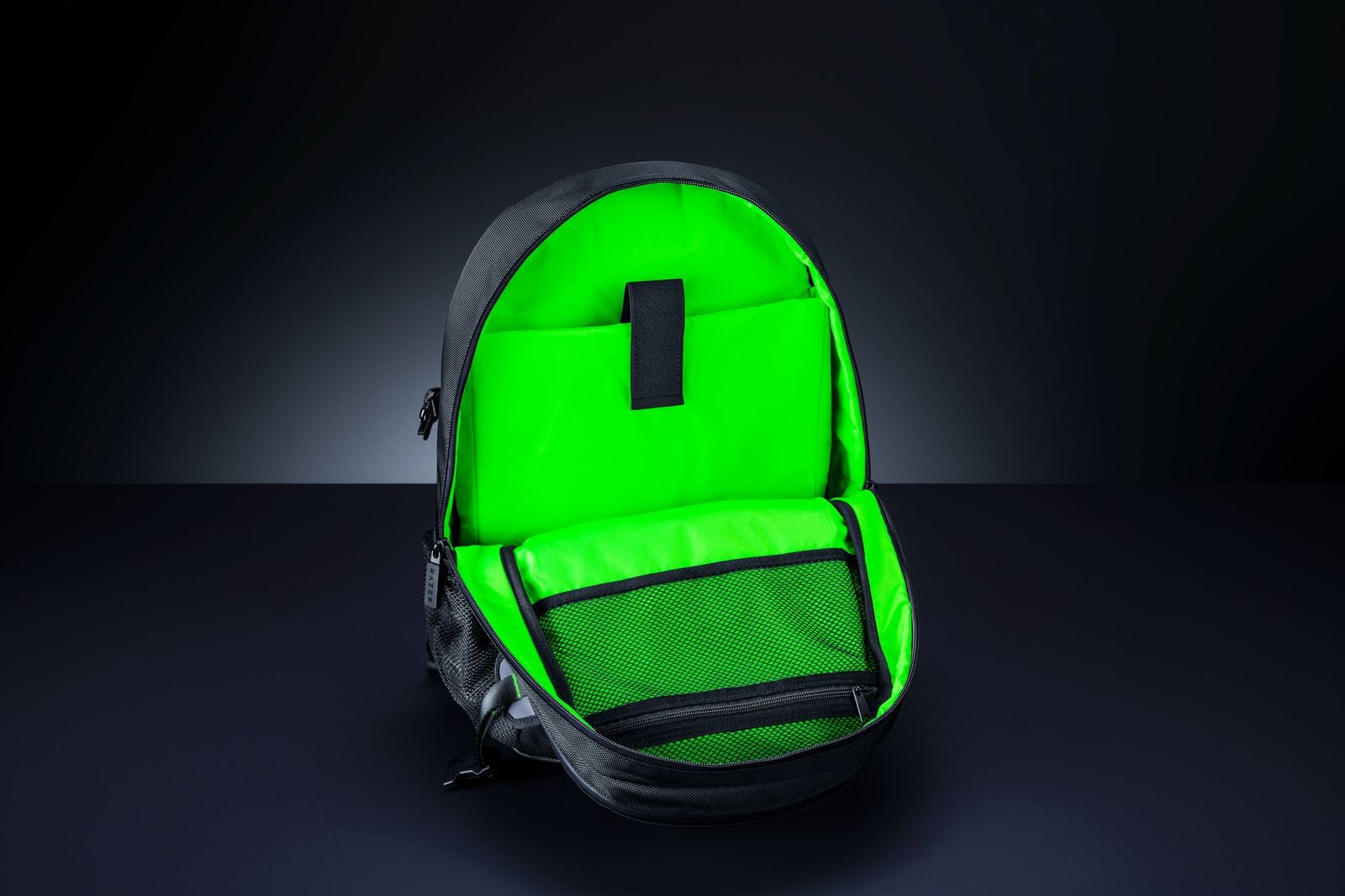 Batoh Razer Rogue (15,6") V3 - Chromatic Edition