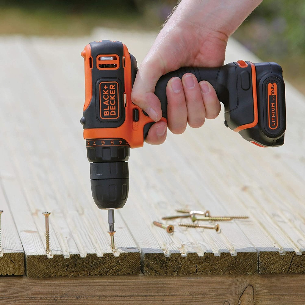 Black&Decker BDCDD121KA Kompaktná akumulátorová vŕtačka