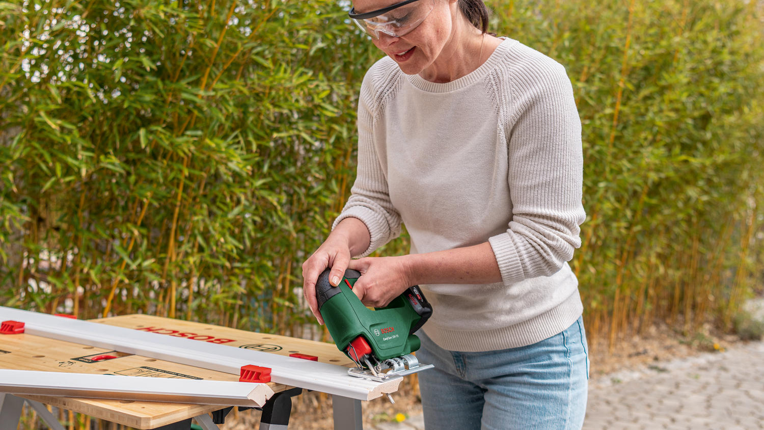 Bosch EasySaw 18V-70, vrátane akumulátora 2,0 Ah (0.603.012.002)