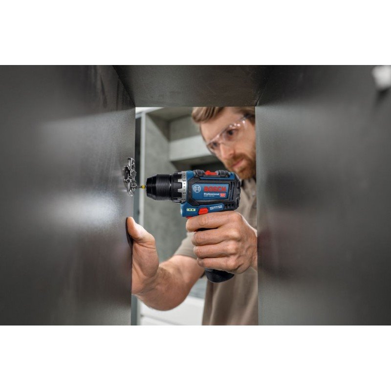 BOSCH PRO GSR 12V-32+2x3.0 Ah+GAL 12V-40 Akumulátorový vrtací šroubovák (0.601.9N7.007)