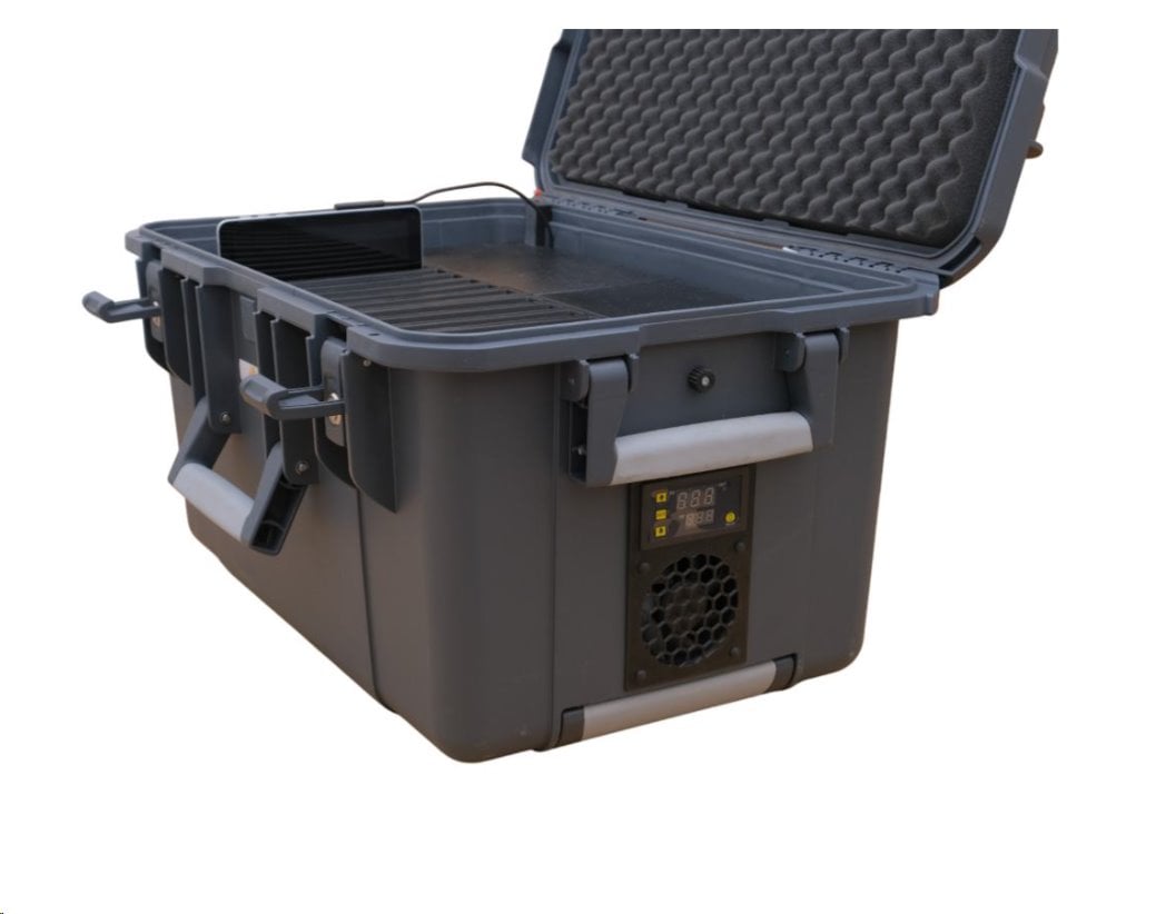 Boxed iZákladna Case 15 pro Apple s USB-C