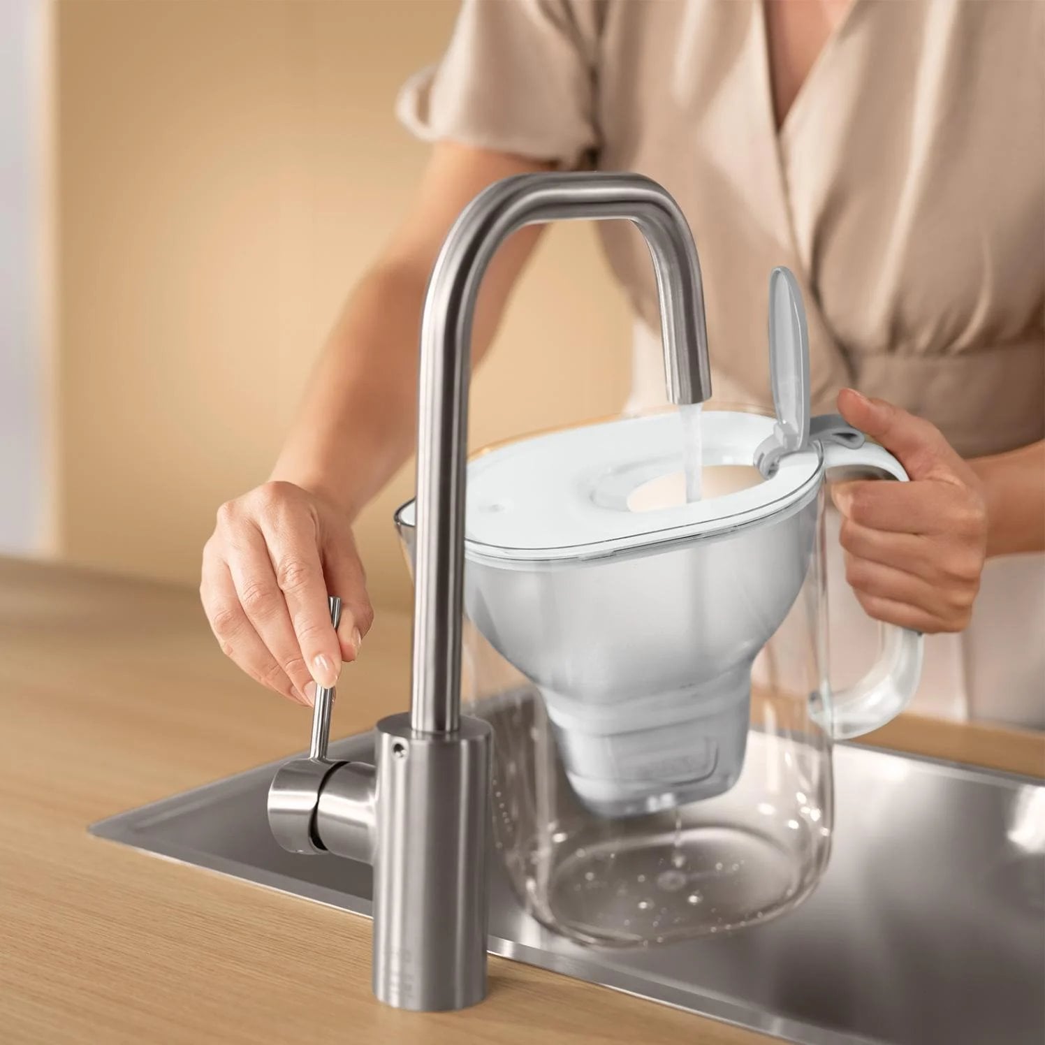 Brita Filtrační konvice Style XL, šedá 2024