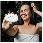 BusyB Šampón na tuhé vlasy Becky Blossom 70 g