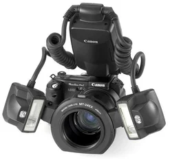 Canon blesk MT-24EX makro, dva reflektory