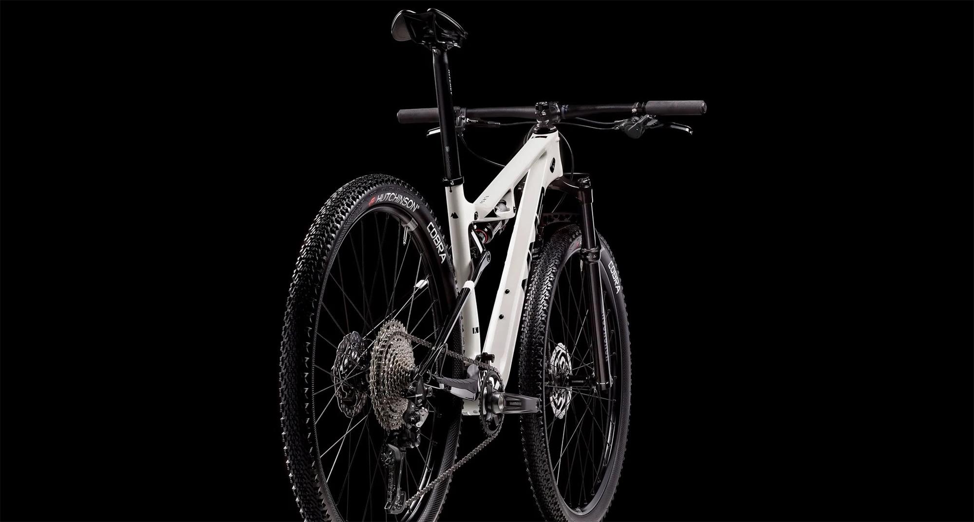 Celoodpružené kolo MMR KENTA 70 - Light Grey N Black - vel.M 24/2025