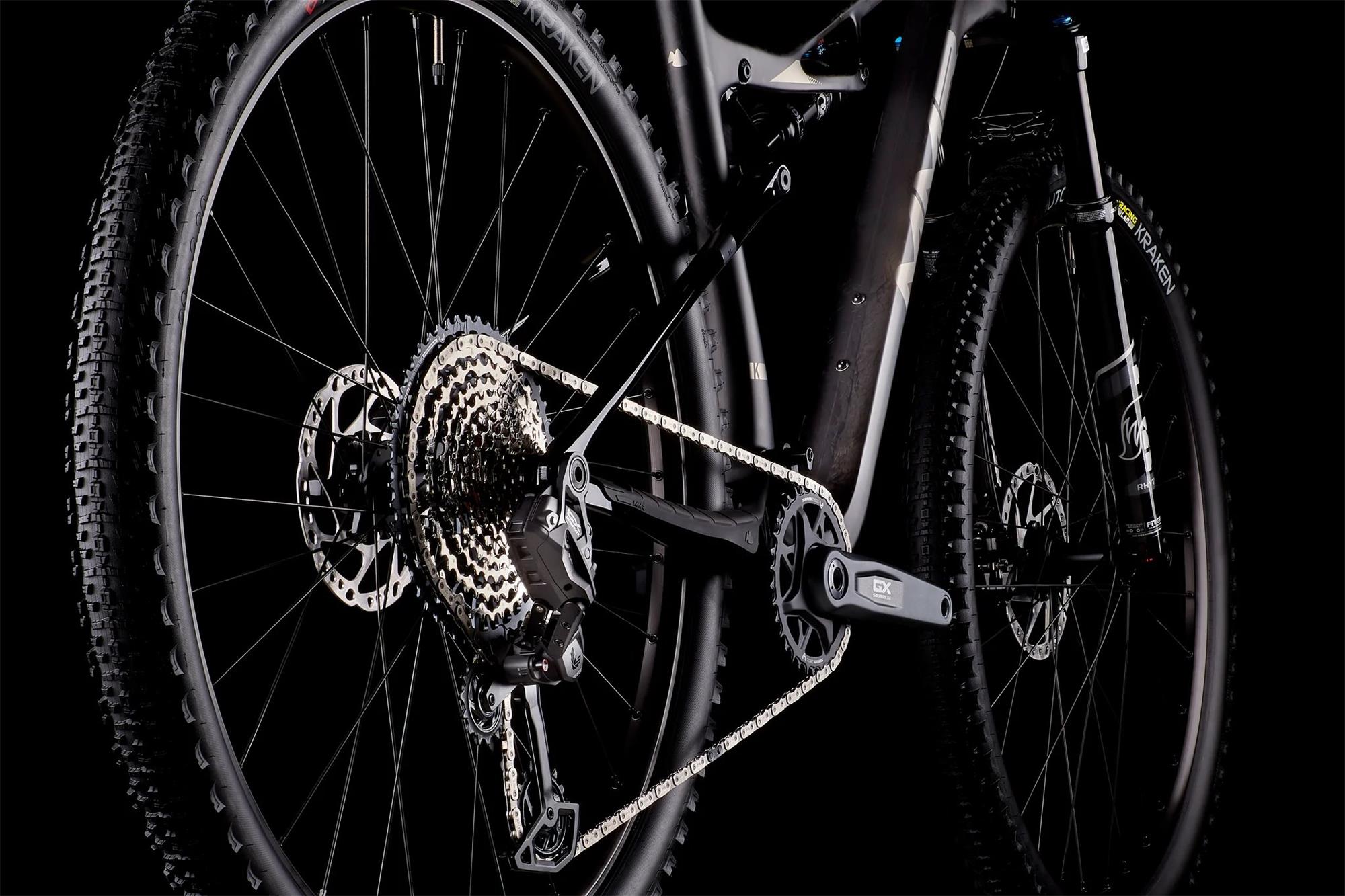 Celoodpružený bicykel MMR KENTA 30 - Carbon N Chrome - veľkosť L / 2024