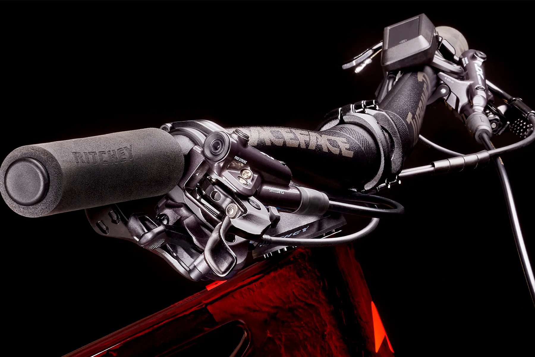 Celoodpružený elektrobicykel MMR KAIZEN 30 - Liquid Red N Black - veľkosť S / 2024