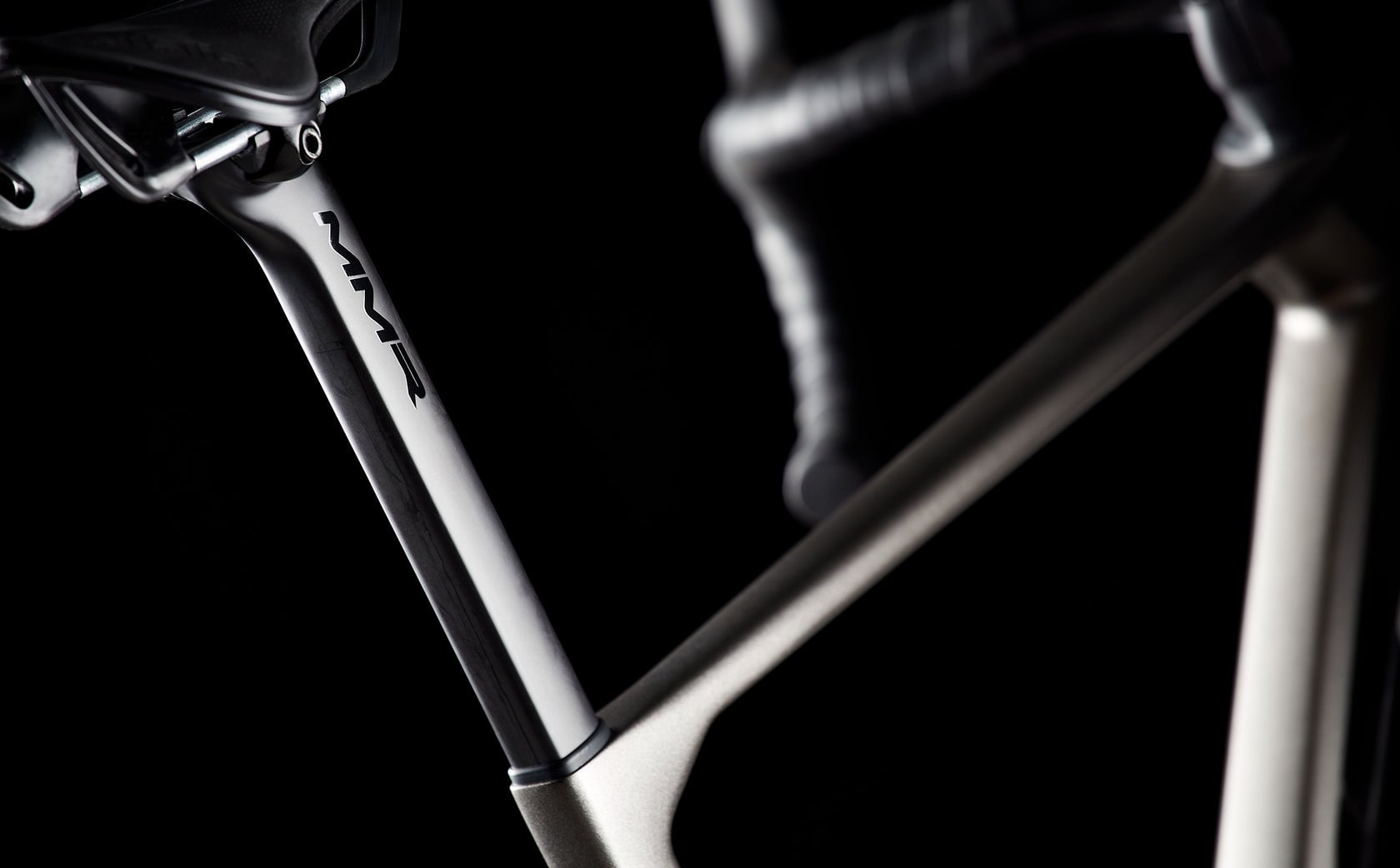 Cestný bicykel MMR Aelion 50 - Warm Steelgrey - veľkosť L 2026