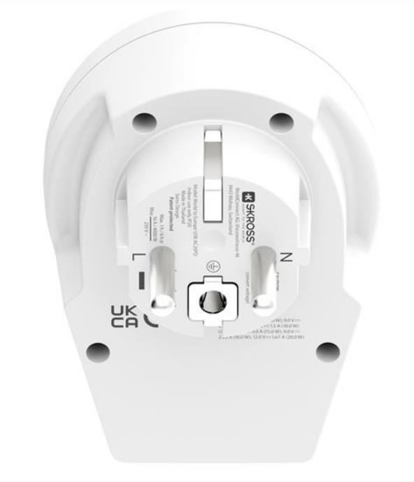 Cestovný adaptér SKROSS Europe USB A+C 20W pre cudzincov v Českej republike, typ E/F