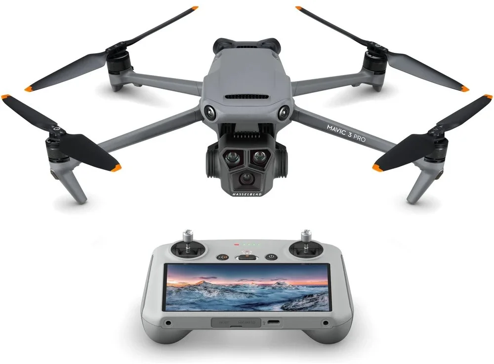 DJI Mavic 3 Pro Fly More Combo (DJI RC)