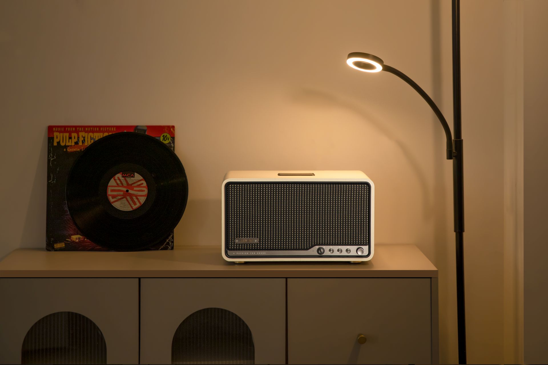 EDIFIER S300 stolní bezdrátový reproduktor béžový