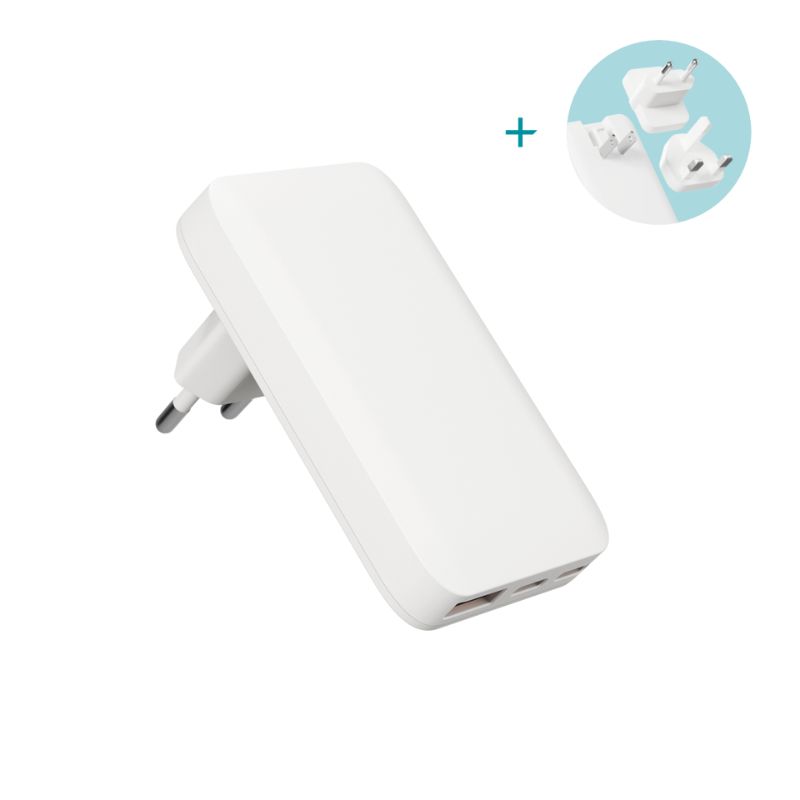 Epico Travel UltraBoost Flat GaN 65W síťový adaptér EU65 | 2× USB-C, 1× USB-A | bílá | zástrčky pro EU, UK, AU & US