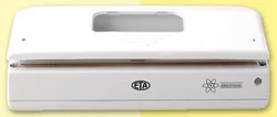 ETA 0762 90000 svářečka fólií s odsáváním vzduchu,příkon 135 W, funkce odsávání