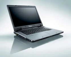 FSC AMILO A1655G AMD Sem 3300+/15.4"/512MB/80GB/DVD±RW/XP