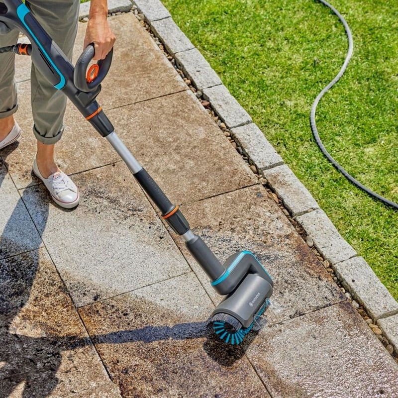 Gardena 14842-20 Akumulátorový multi čistič AquaBrush Universal 04/18V P4A sada