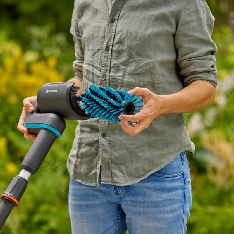 Gardena AquaBrush Patio 03/18V P4A (14841-20) set