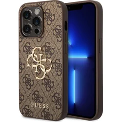 Guess PU 4G Kovový zadný kryt s logom pre iPhone 15 Pro Max Brown