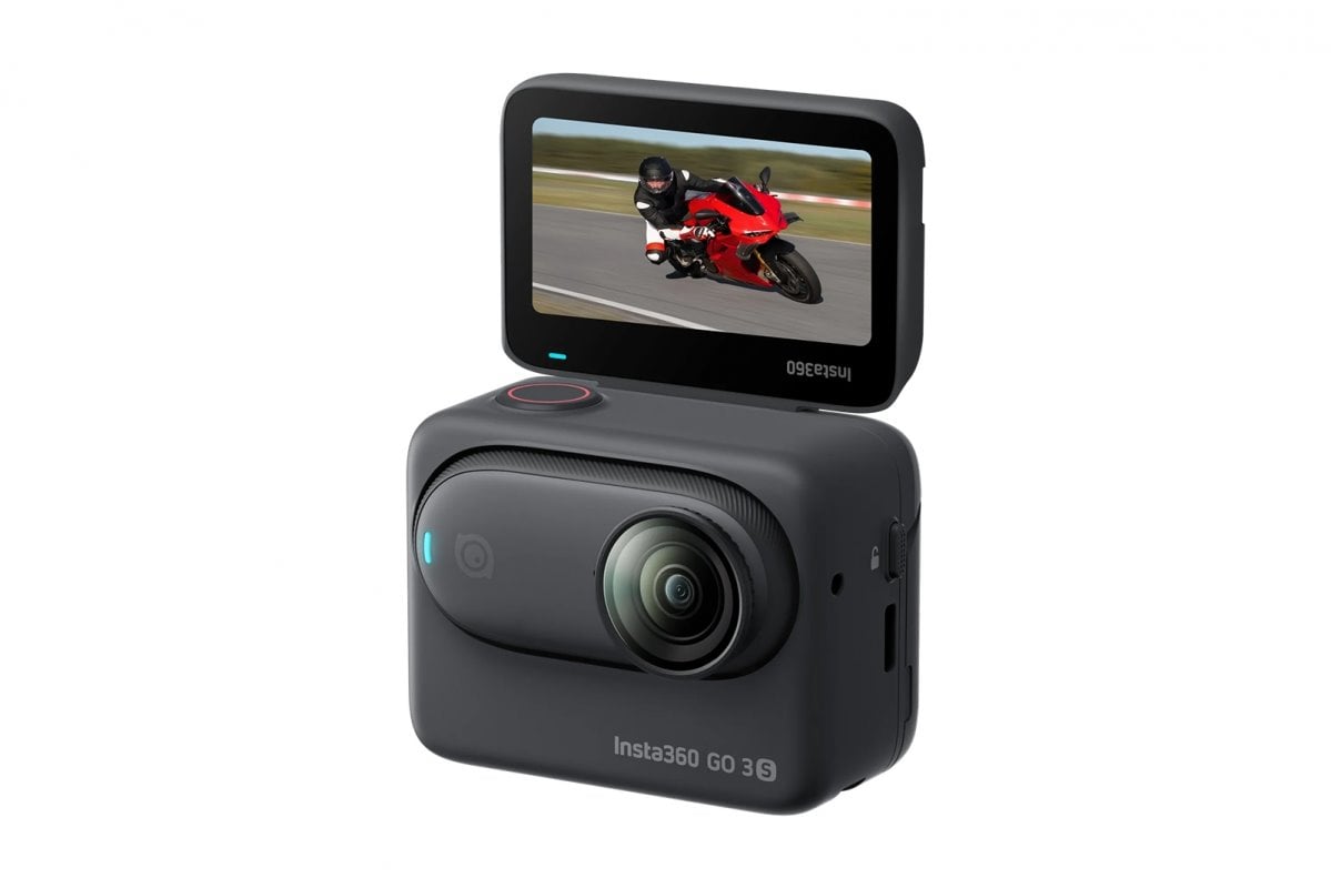 Insta360 GO 3S - 128 GB Motorcycle In-Helmet POV Bundle
