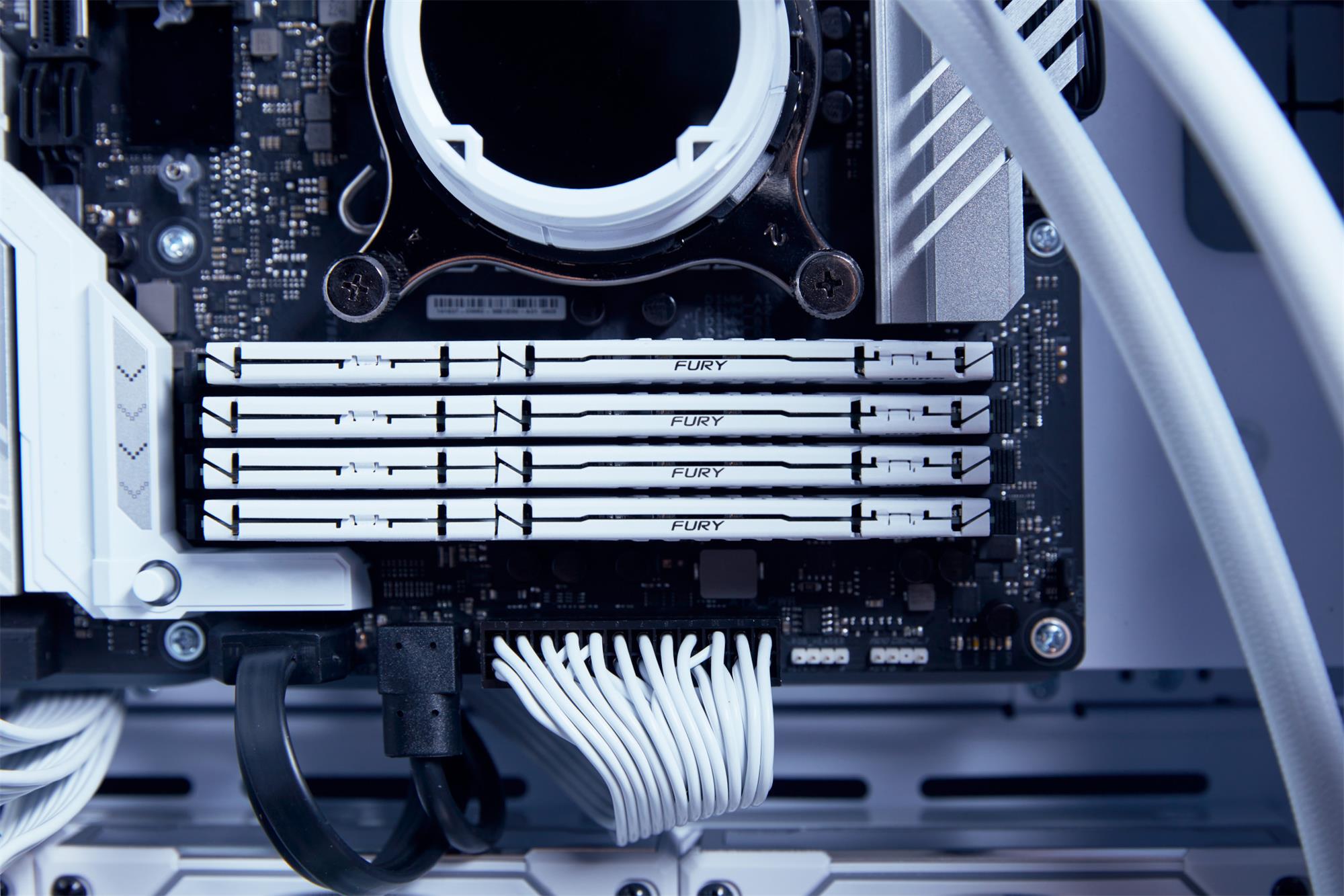 Kingston Fury Beast White DDR5 DIMM 32GB 6000MHz, AMD EXPO, biela (sada 2x 16GB)
