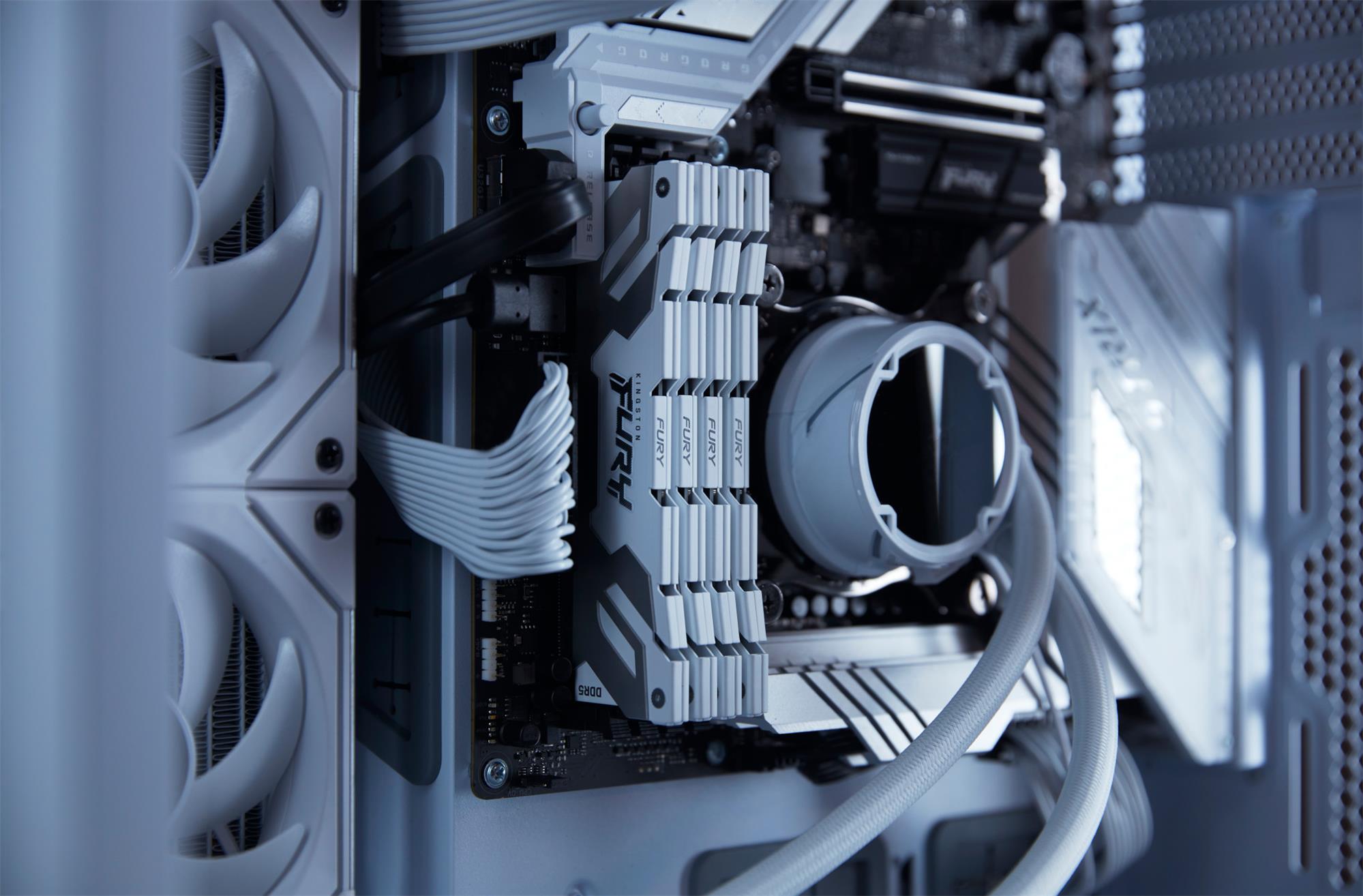Kingston Fury Renegade White DIMM DDR5 32GB 6400MHz, XMP, bílá (Kit 2x 16GB)