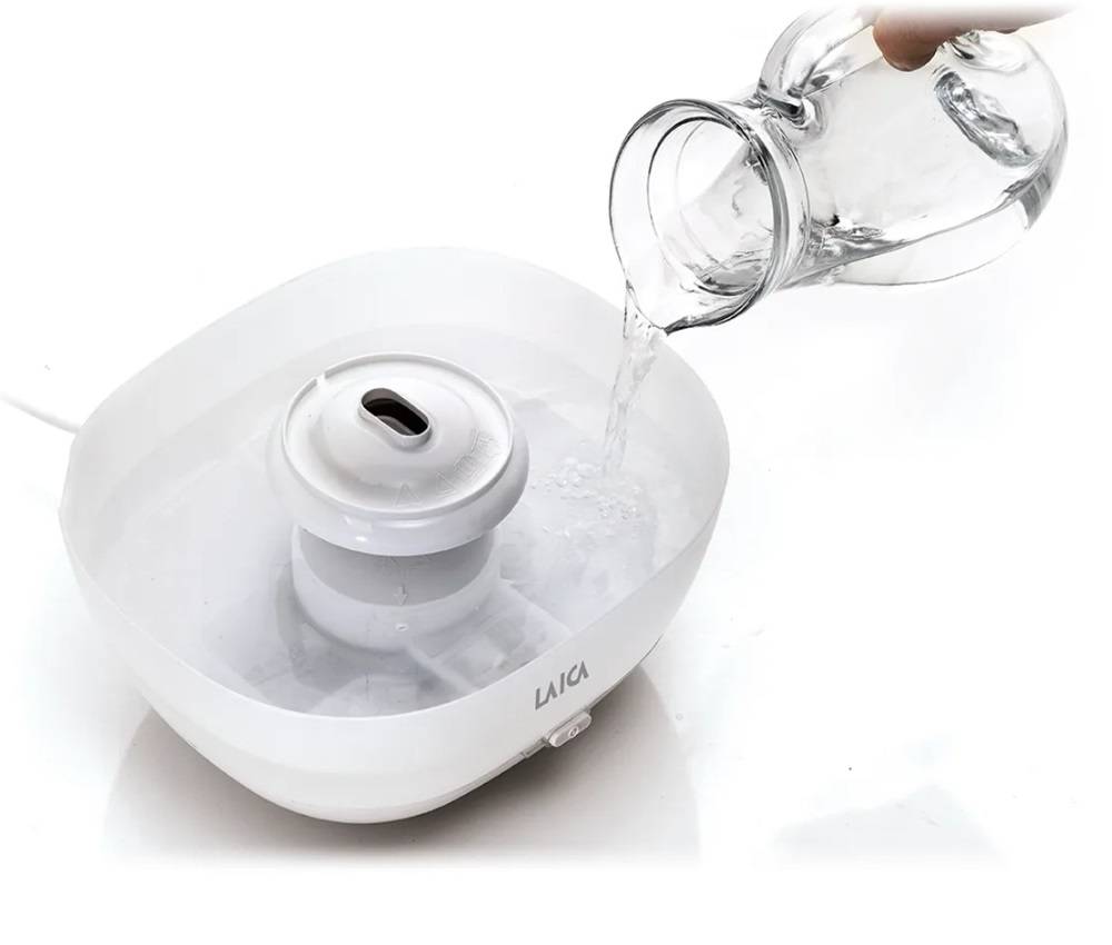 Laica Teplý zvlhčovač vzduchu HI3030W