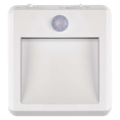 LED noční světlo P3319 s pohybovým čidlem do zásuvky