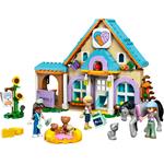 LEGO® Friends Veterinární klinika pro koně a domácí mazlíčky 42651