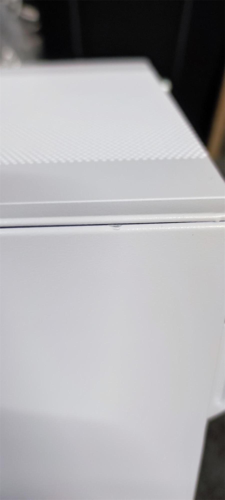 Lian Li LANCOOL 216 RGB, E-ATX skříň, midi tower - bílá
