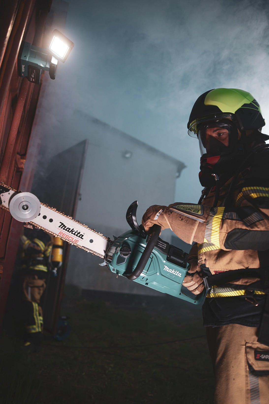 MAKITA Aku záchranářská řetězová pila Li-ion XGT 40V, bez aku Z