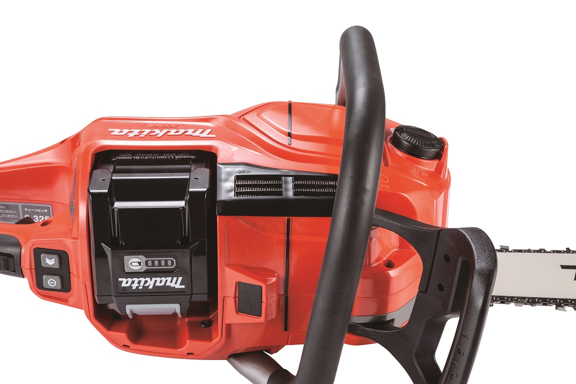 MAKITA Akumulátorová reťazová píla 500 mm Li-ion XGT 40V,bez batérie Z