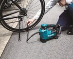 Makita Akumulátorový kompresor Li-ion XGT 40 V, bez akumulátora Z