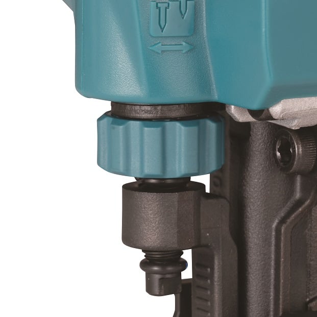 Makita DBN901ZK Akumulátorová klincovačka 50-90 mm Li-ion LXT 18V, bez batérie