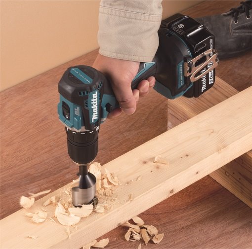 Makita DDF487Z Akumulátorový skrutkovač Li-ion LXT 18V, bez batérie Z