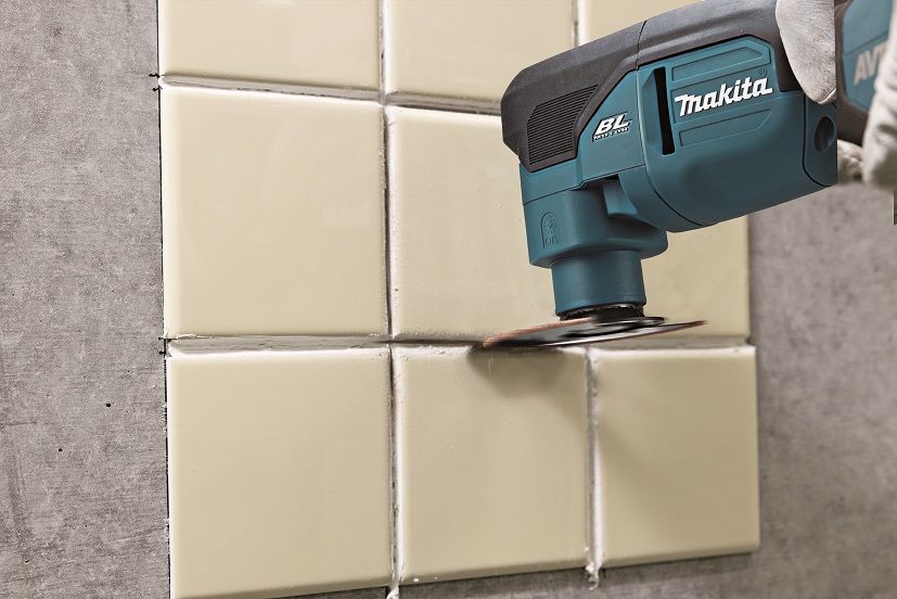Makita DTM53ZX1 Akumulátorové multifunkčné náradie s príslušenstvom Li-ion LXT 18 V bez akumulátora Z
