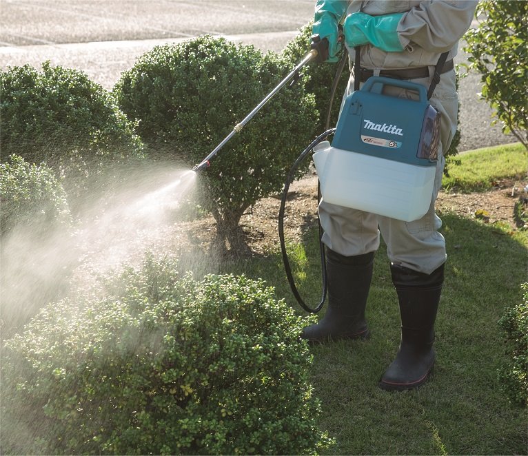 MAKITA DUS054Z Akumulátorový postrekovač 5 l Li-ion LXT 18V, bez batérie Z