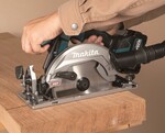 MAKITA HS012GD201 Akumulátorová okružná píla 165 mm Li-ion XGT 40 V/2,5 Ah, Makpac