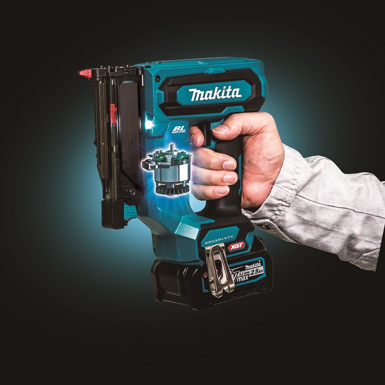 MAKITA PT001GZ01 Aku hřebíkovačka Li-ion XGT 40V,Makpac,bez aku Z
