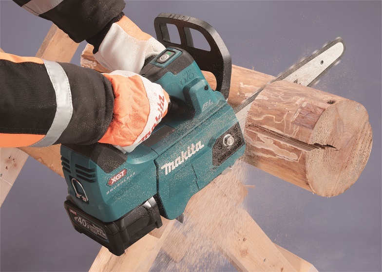 MAKITA UC006GZ Aku řetězová pila carving 250 mm Li-ion XGT 40V, bez aku Z