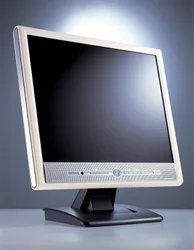 MO BenQ FP 567s 15" LCD, 16ms, 400:1, repro, TCO99