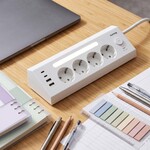 Nabíjecí stanice Huslog 15W 4xzásuvka, 2xUSB-C, 2xUSB, 1x LED světlo bílá