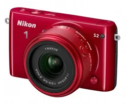 Nikon 1 S2 + 11-27.5mm - červená (VVA223K001)