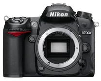 Nikon D7000 tělo (VBA290AE)