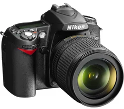 Nikon zrcadlovka D90 + 16-85 AF-S DX VR, 12.3 MPix