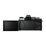OM System mirrorless OM-5 stříbrný + objektiv M.Zuiko Digital 14-150mm F4.0-5.6 II