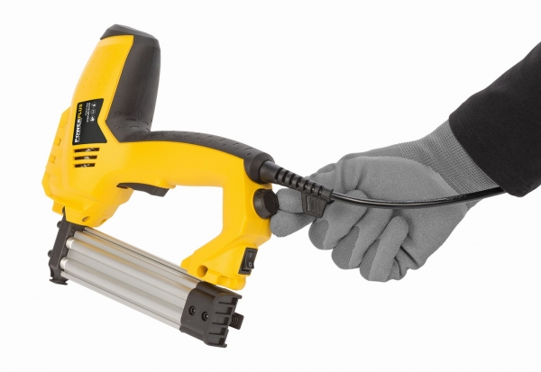 Powerplus POWX13800 - Elektrická sponkovačka / hřebíkovačka 50W