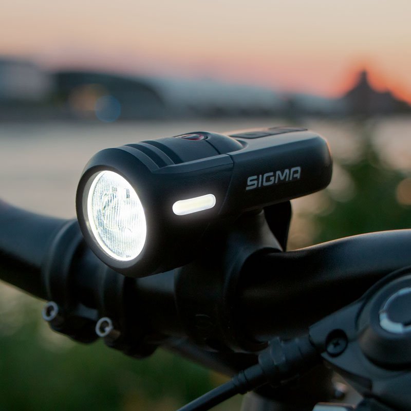 Predné svetlo SIGMA Aura 45 USB